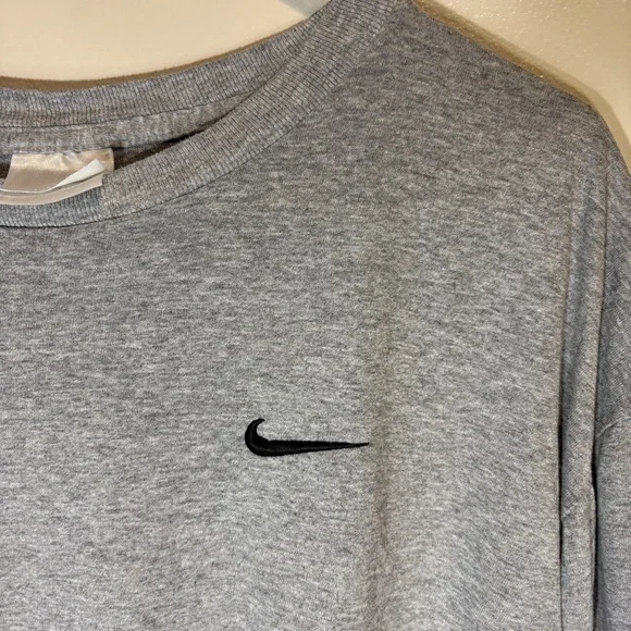 Made in USA 90s/2000s Nike Check Swoosh Tee - Picture 3 of 5